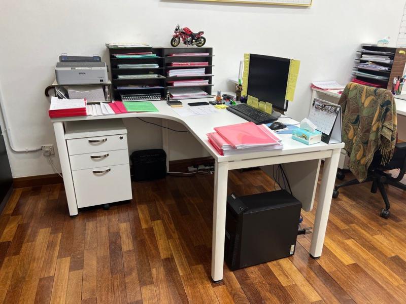 L Shape Office Table